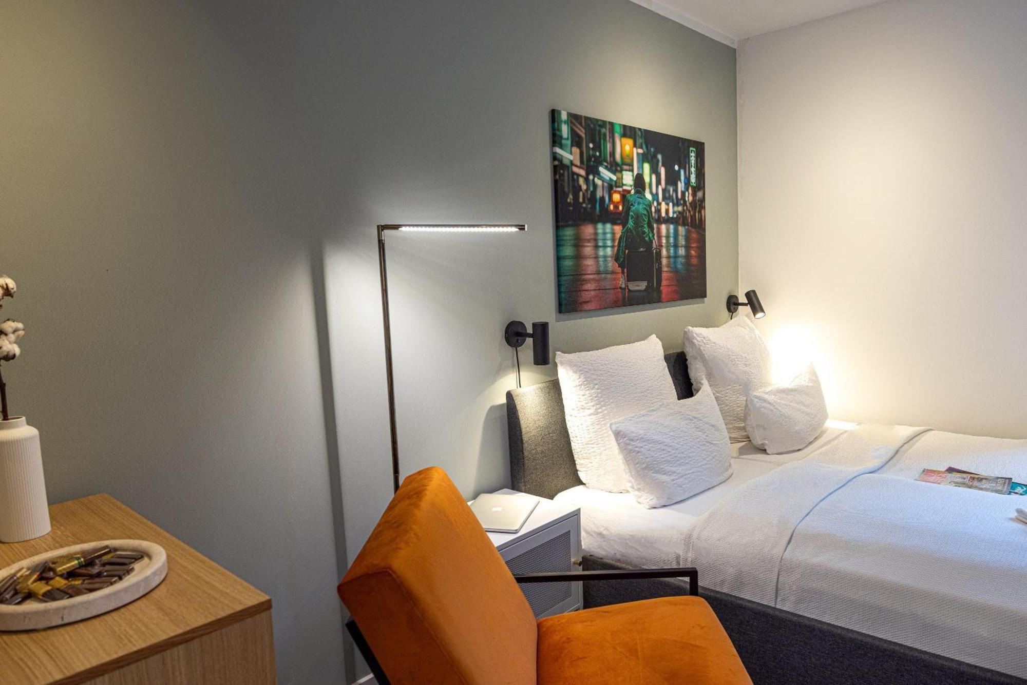 Have-A-Nice-Stay - Souterrain, Kino An Der Natur, U-Bahn Nach Hamburg 400M - Baecker & Restaurants 500M - Lidl 800M - Zentrum 1,5Km 아렌스부르크 외부 사진